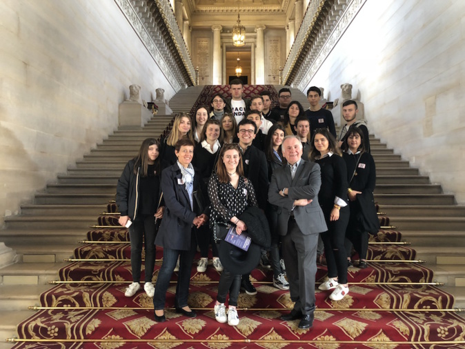Les lycéens du Fesch en voyage scolaire à Paris avant leur « nouvelle vie » Les lycéens du Fesch en voyage scolaire à Paris avant leur « nouvelle vie »