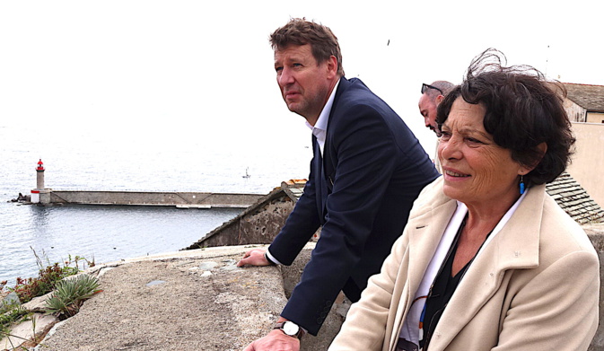 Yannick Jadot et Michèle Rivasi : L'Europe passe par la Corse Yannick Jadot et Michèle Rivasi : L'Europe passe par la Corse