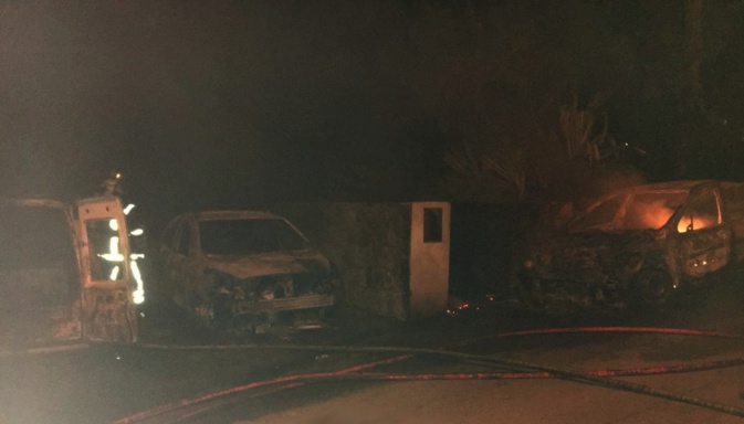 Les trois véhicules étaient stationnés au Hameau de Torre Les trois véhicules étaient stationnés au Hameau de Torre