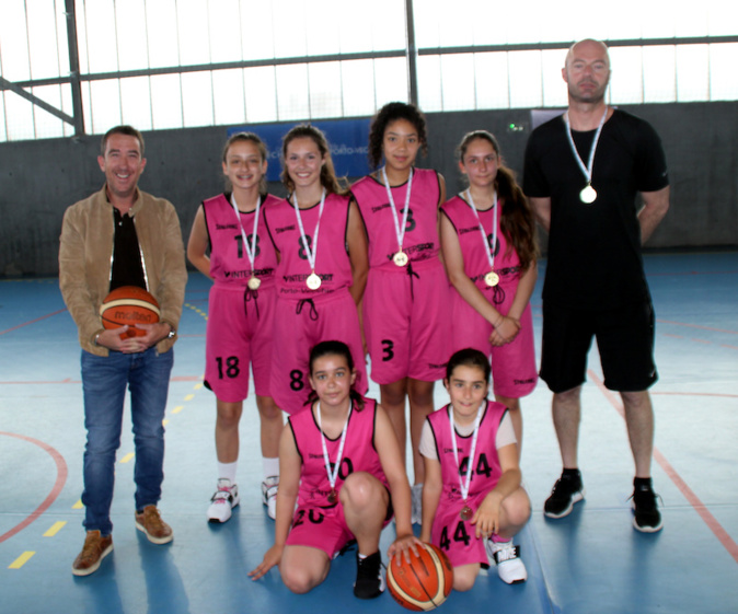 Porto Vecchio : Les basketteuses de l'ASPV récompensées Porto Vecchio : Les basketteuses de l'ASPV récompensées
