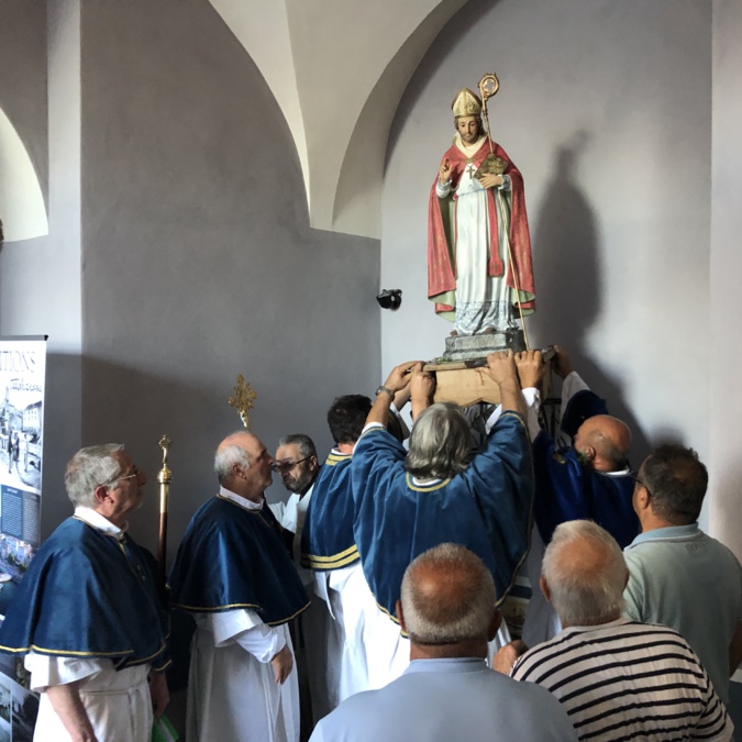 U Mercatu di i pesci di Lisula sott'à a prutezzione di Sant Eramu U Mercatu di i pesci di Lisula sott'à a prutezzione di Sant Eramu