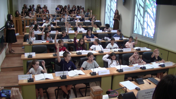 Comme leurs aînés, les enfants ont été appelés à voter ce mercredi