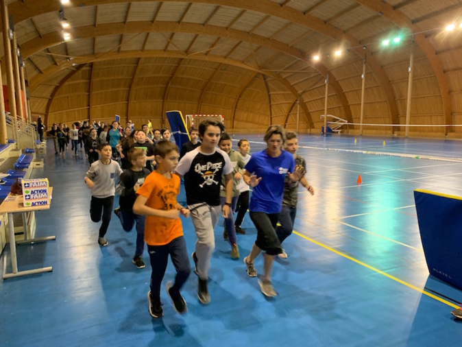 Course contre la faim au collège de Biguglia : 300 élèves au départ Course contre la faim au collège de Biguglia : 300 élèves au départ