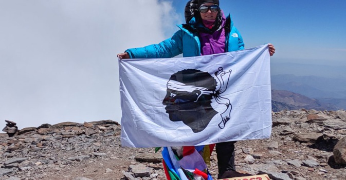 Valérie Orsoni au sommet de l'Aconcagua ( 6 962 m) lors d'une précédente ascension ! Valérie Orsoni au sommet de l'Aconcagua ( 6 962 m) lors d'une précédente ascension !