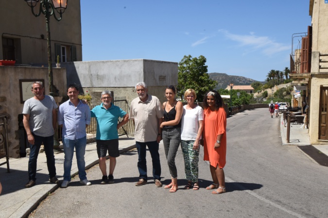 Deux jeunes artisans s'installent au centre du village de Curbara Deux jeunes artisans s'installent au centre du village de Curbara