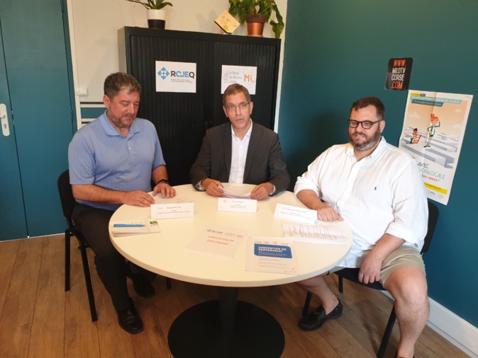 Emploi chez les jeunes : le RCJE du Québec et les Missions Locales de Corse partenaires Emploi chez les jeunes : le RCJE du Québec et les Missions Locales de Corse partenaires