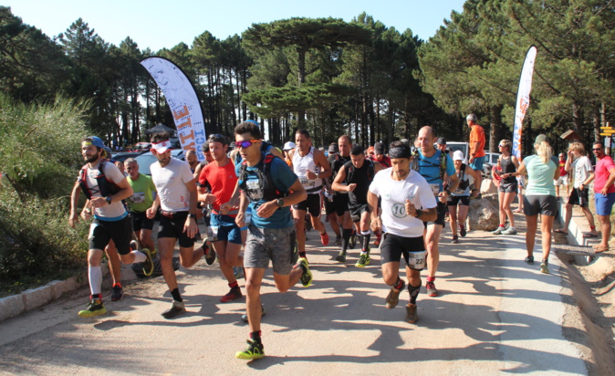 Le départ de la course des 16 kilomètres Le départ de la course des 16 kilomètres