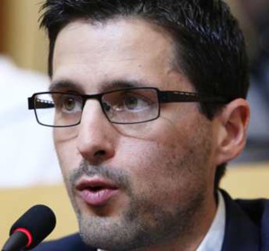 Petr'Anto Tomasi, président du groupe Corsica Libera. Petr'Anto Tomasi, président du groupe Corsica Libera.