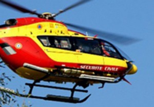 Une jeune fille renversée par une voiture évacuée dans un état grave par hélicoptère