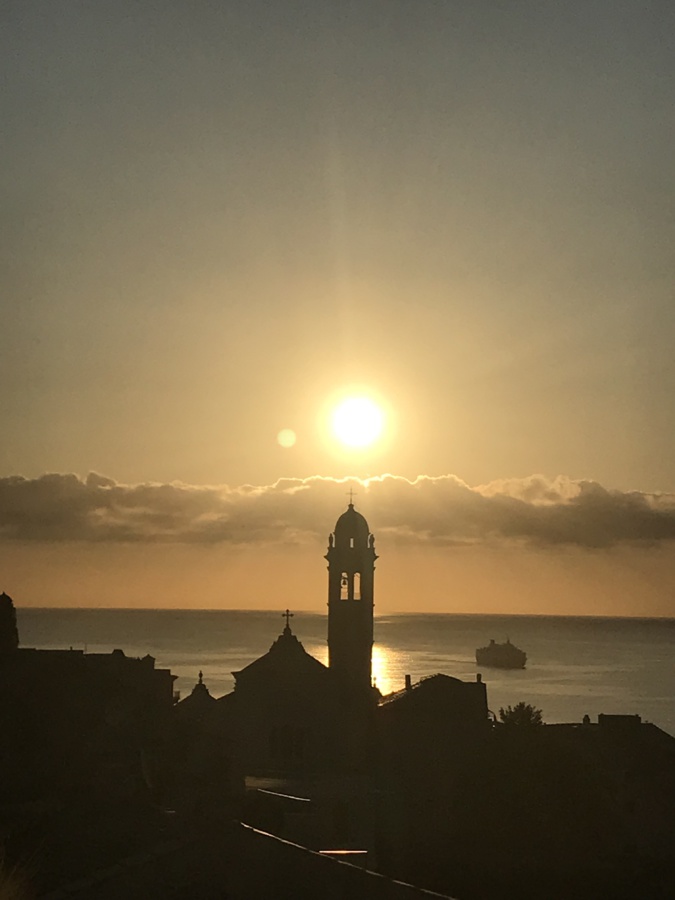 La photo du jour : Quand le Soleil s'aligne au dessus du clocher de Santa Maria La photo du jour : Quand le Soleil s'aligne au dessus du clocher de Santa Maria