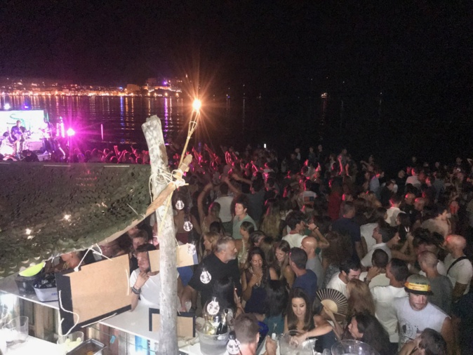 Le Groupe Sumenta Nova triomphe à la soirée de l'Amicale des pompiers de Calvi Le Groupe Sumenta Nova triomphe à la soirée de l'Amicale des pompiers de Calvi