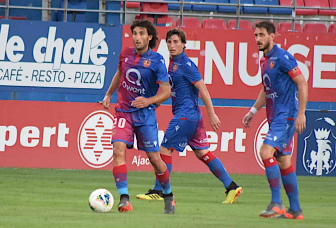 (gfca-foot.com) (gfca-foot.com)