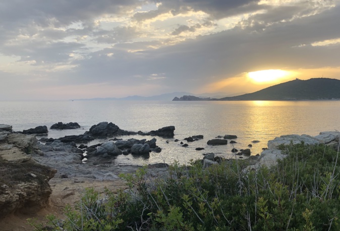 La photo du jour : lever de Soleil sur Lisula