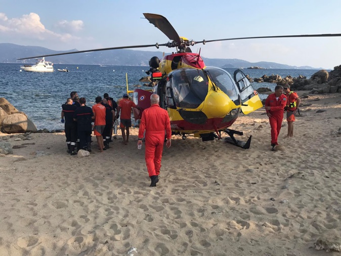 Porto-Pollo : le parachute ascensionnel finit à la mer, une mère et son enfant victimes d'un début de noyade Porto-Pollo : le parachute ascensionnel finit à la mer, une mère et son enfant victimes d'un début de noyade