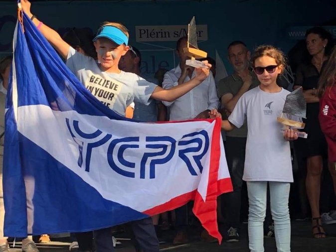 La calvaise Alexandra Santelli sur le podium des poussines à la coupe internationale d'été d'Optimist de Plérin