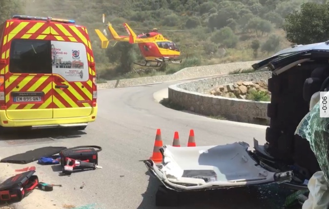 Accident à Santa-Reparata-di-Balagna : 2 blessés dont un grave évacué par hélicoptère Accident à Santa-Reparata-di-Balagna : 2 blessés dont un grave évacué par hélicoptère