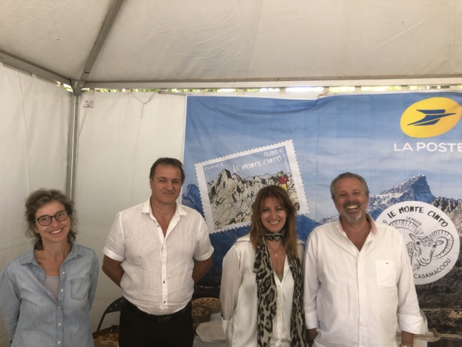 Le timbre du Monte Cintu, présenté en avant-première à la Santa du Niolu Le timbre du Monte Cintu, présenté en avant-première à la Santa du Niolu