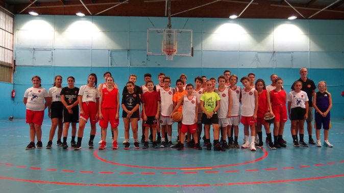 Les jeunes de 13 à 17 ans du PPJ de l'EFB Les jeunes de 13 à 17 ans du PPJ de l'EFB