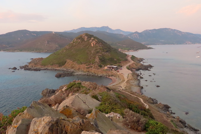 La photo du jour : les Sanguinaires vues de la tour de La Parata La photo du jour : les Sanguinaires vues de la tour de La Parata