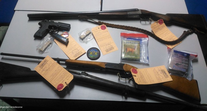 Coups de feu devant la gendarmerie de Peri Coups de feu devant la gendarmerie de Peri