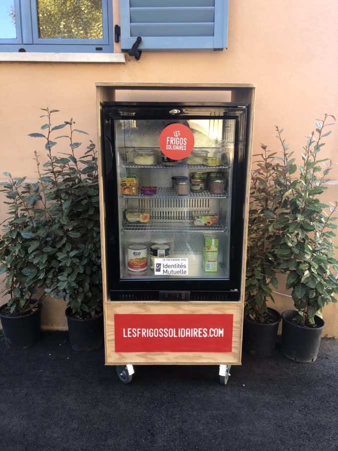 Le premier "Frigo solidaire" de Corse installé à Lisula Le premier "Frigo solidaire" de Corse installé à Lisula
