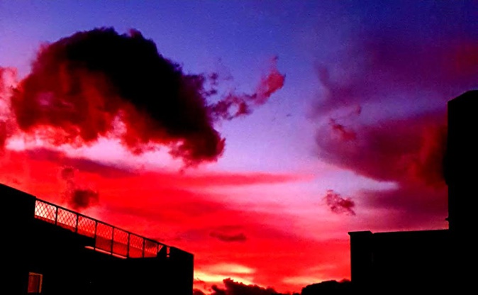 Celu rossu... in Portivecchju (Valou Confidentiel) (