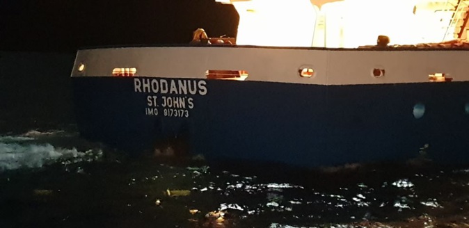 "Rhodanus" échoué à Cala Longa : les premières images "Rhodanus" échoué à Cala Longa : les premières images
