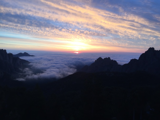 Levé de soleil à Bavella (Antoine Giovanangeli)