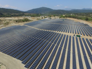 La centrale photovoltaïque avec stockage de Giuncaggio