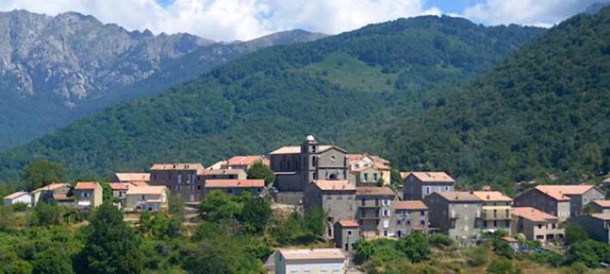 Cozzano, l'exemple corse d'un smart village. Cozzano, l'exemple corse d'un smart village.