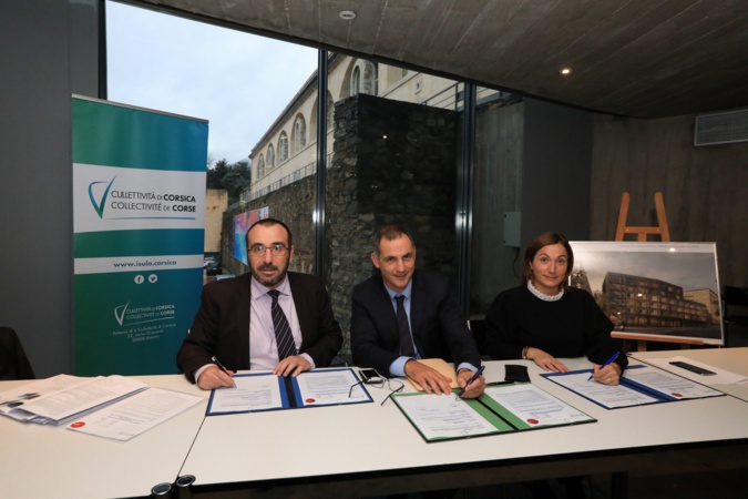 Le directeur du Crous, Gilles Simeoni et Josepha Giacometti Le directeur du Crous, Gilles Simeoni et Josepha Giacometti