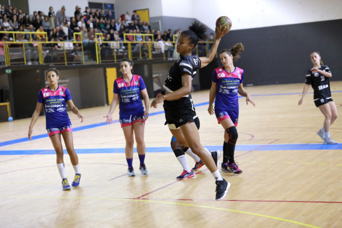 Handball féminin : Le HAC Ajaccio gagnant face à Aix