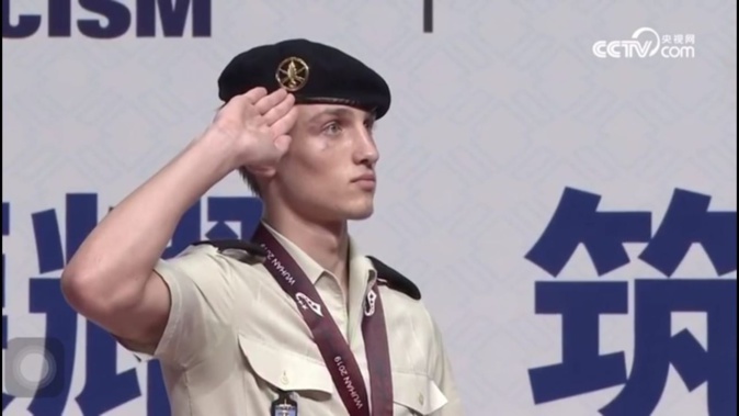 La médaille d'or pour le soldat Enzo Grau La médaille d'or pour le soldat Enzo Grau