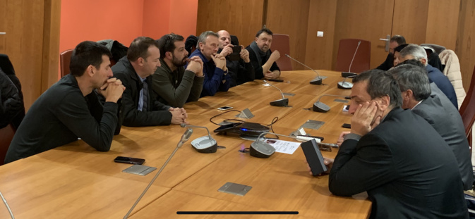 Le Collectif Patriotti reçu à l'Assemblée nationale par le groupe "Territoire et Libertés" Le Collectif Patriotti reçu à l'Assemblée nationale par le groupe "Territoire et Libertés"