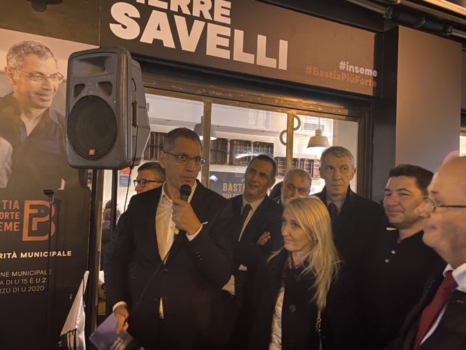 Pierre Savelli inaugure sa permanence sur le boulevard Paoli à Bastia. Pierre Savelli inaugure sa permanence sur le boulevard Paoli à Bastia.