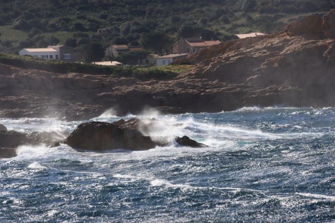 "Vent violent" : la vigilance orange en passe d'être levée en Haute-Corse "Vent violent" : la vigilance orange en passe d'être levée en Haute-Corse