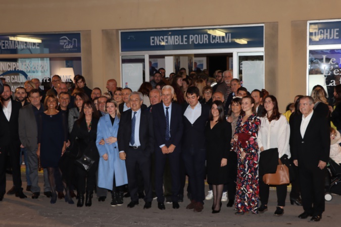 Près de 500 personnes à Calvi pour l'inauguration et la présentation de la liste "Ensemble pour Calvi - Oghje pè dumane" Près de 500 personnes à Calvi pour l'inauguration et la présentation de la liste "Ensemble pour Calvi - Oghje pè dumane"