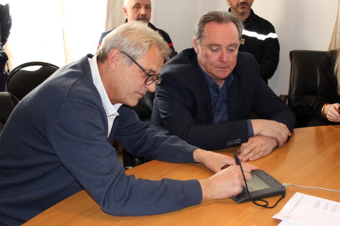 Vente du terrain actée pour la nouvelle caserne des pompiers de Galeria Vente du terrain actée pour la nouvelle caserne des pompiers de Galeria