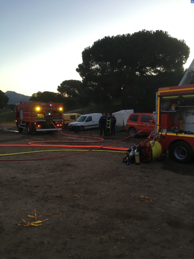 Calvi : 500 ballots de foin détruits par un incendie Calvi : 500 ballots de foin détruits par un incendie