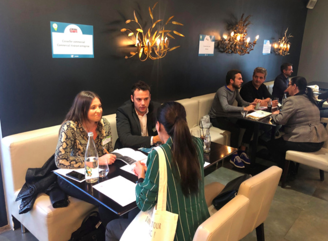 Photo du job satin organisé à Porto Vecchio Photo du job satin organisé à Porto Vecchio