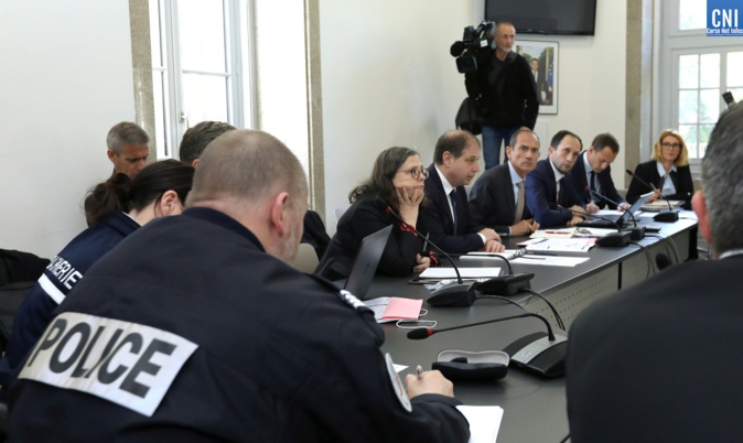 Coronavirus : des mesures renforcées pour les passagers de retour en Corse Coronavirus : des mesures renforcées pour les passagers de retour en Corse