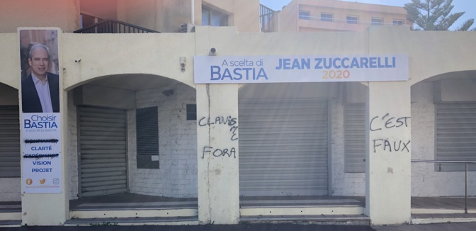 Bastia : Les permanences de Jean Zuccarelli taguées 
