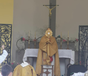 À Corte la Ciccona de l’Annonciation sonne. La ville prie pour faire face au Coronavirus 