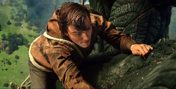 Nicolas Hoult dont la devise est : toujours plus haut ! ©WarnerBros Nicolas Hoult dont la devise est : toujours plus haut ! ©WarnerBros