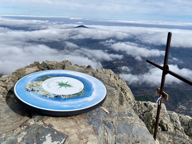 La photo du jour : au sommet du San Petrone La photo du jour : au sommet du San Petrone