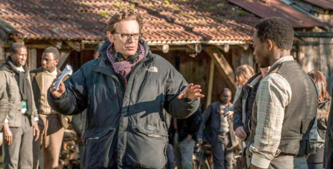 Gabriel Le Bomin dirige Marc Zinga dans Nos Patriotes ©Vertigo Gabriel Le Bomin dirige Marc Zinga dans Nos Patriotes ©Vertigo