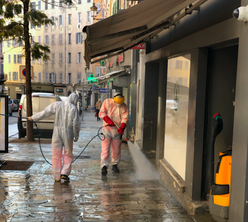 Coronavirus : A Bastia l’opération de désinfection est lancée