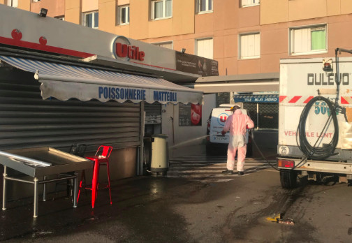 Coronavirus : A Bastia l’opération de désinfection est lancée