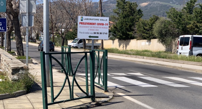 A Bastia, un "drive" pour sécuriser le dépistage du Covid-19
