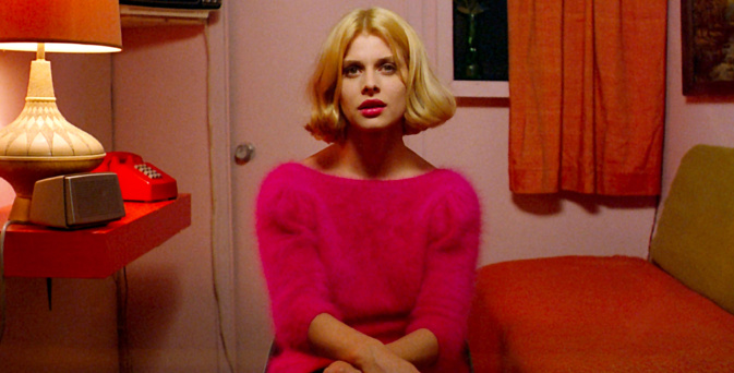 Nastassja Kinski est parfaitement confinée dans Paris Texas Nastassja Kinski est parfaitement confinée dans Paris Texas